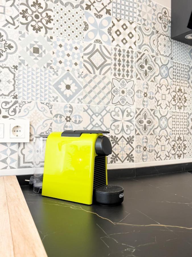 Apartamento Mucha Vida Little Apartments カディス エクステリア 写真